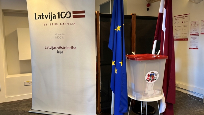 Vēlēšanu urna Latvijas vēstniecībā Īrijā 